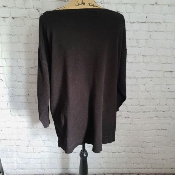 89th + Madison Black Button Shoulder Sweater - Picture 4 of 12